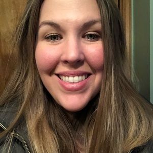 Meet your Posher, Alison